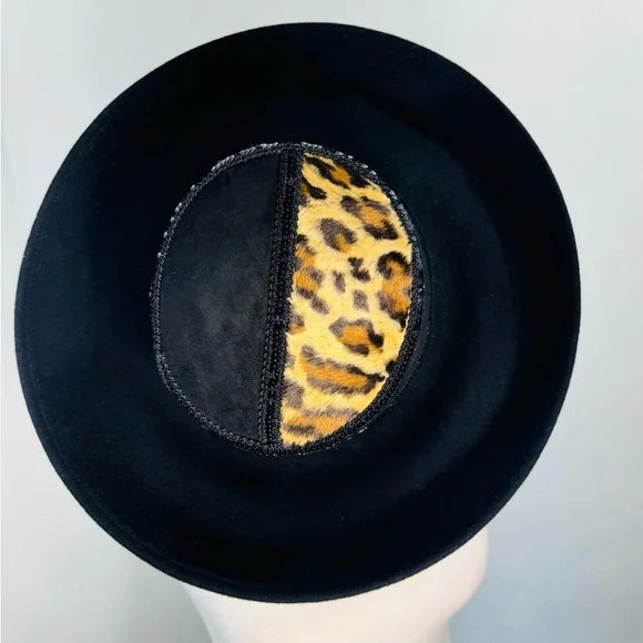 Vtg.Sonni 100% wool felt wide brim hat with faux fur and sequins.One Size